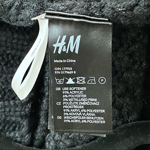 H&M Black Chunky Knit Circle Scarf - O/S - Picture 4 of 5